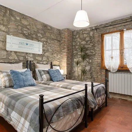 E Maneggio Poggio Leone Farm stay Gambassi Terme