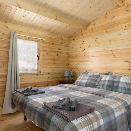 E Maneggio Poggio Leone Farm stay *